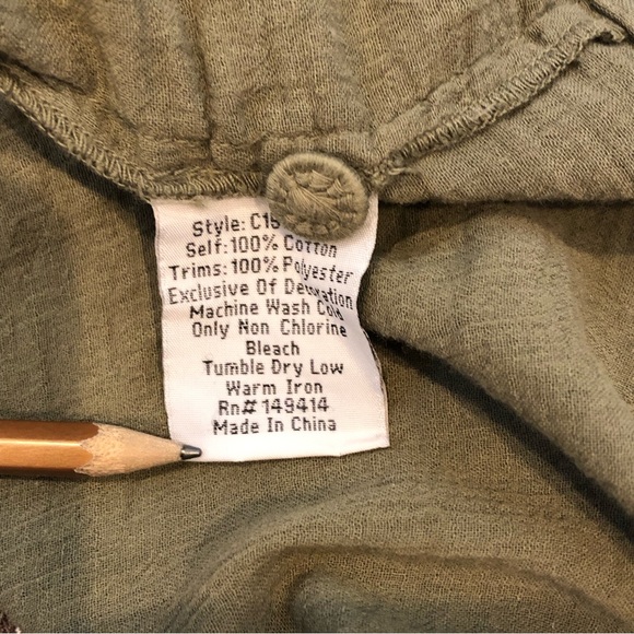 Johnny Was Embroidered Button Front Top Gauze Bird Flowers Green Size Medium - Picture 9 of 11